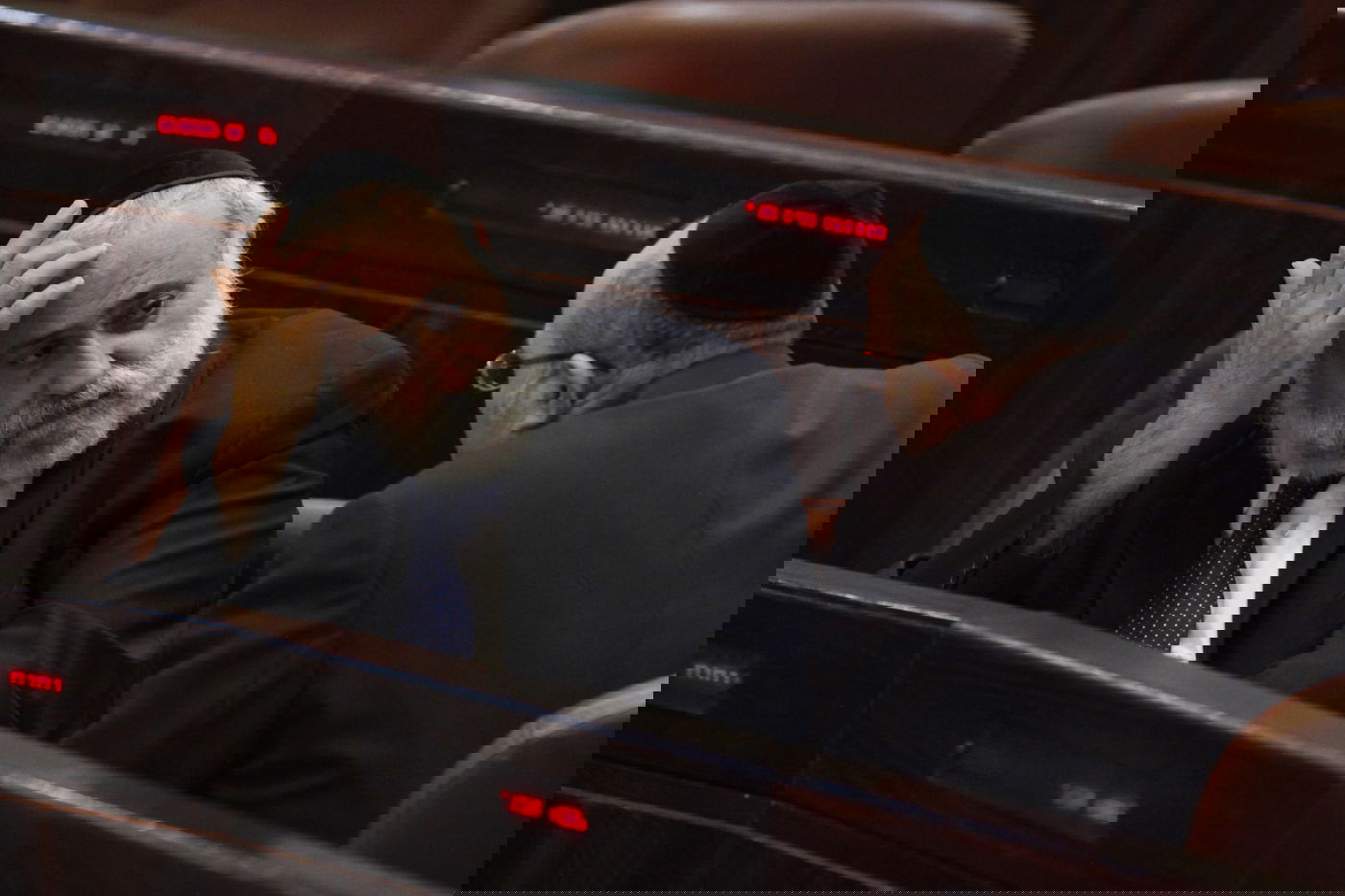 תיעוד: כך חברי הכנסת פזרו את עצמם