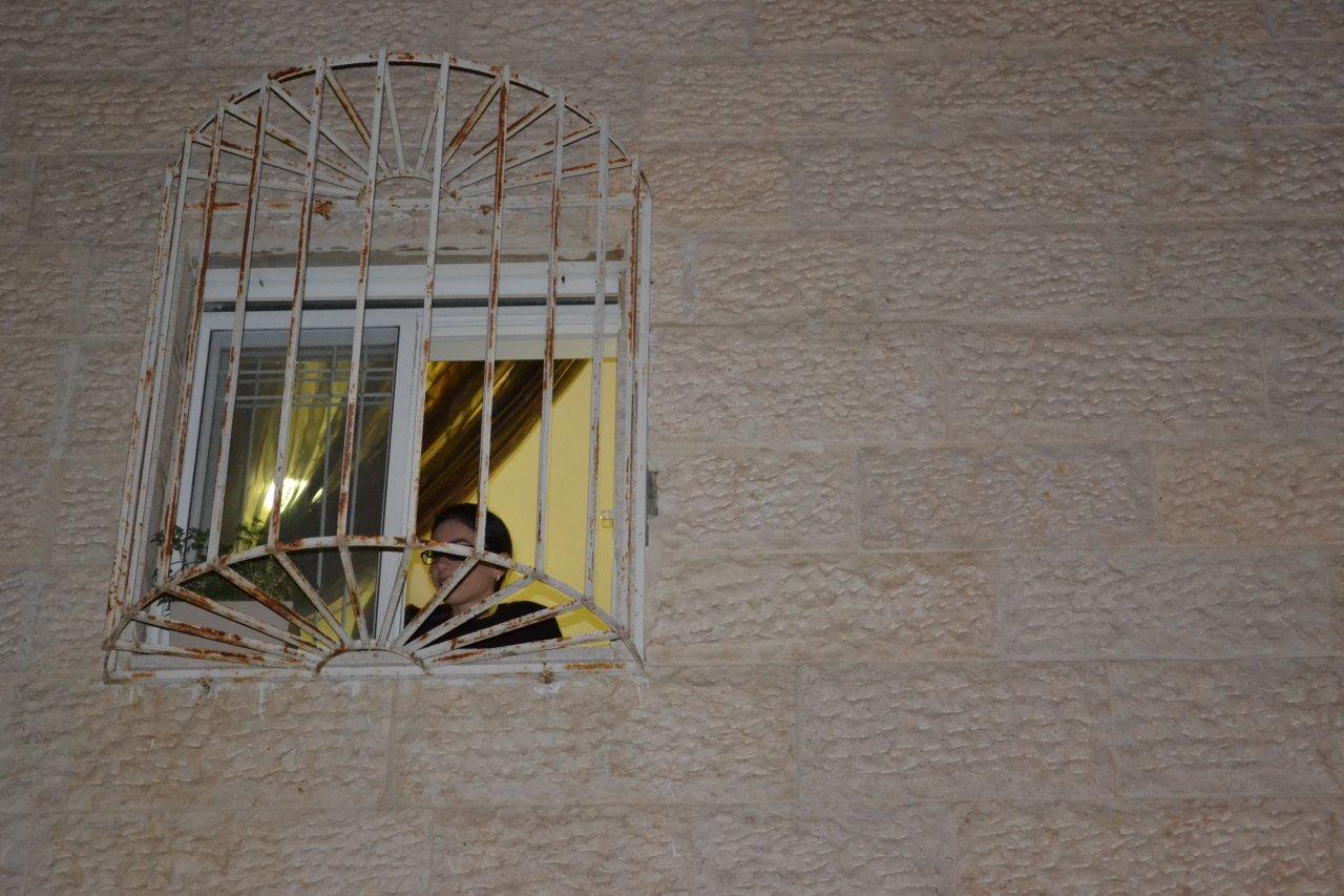 מאחורי הקלעים: חגיגת תקשורת בבית הרב עובדיה יוסף