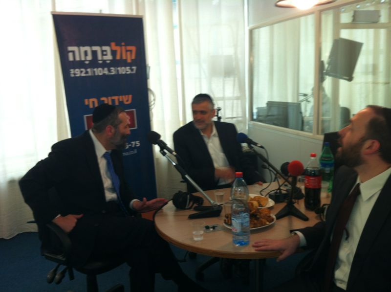 אריה דרעי מכריז מלחמה: "אפרק את הסמינרים"