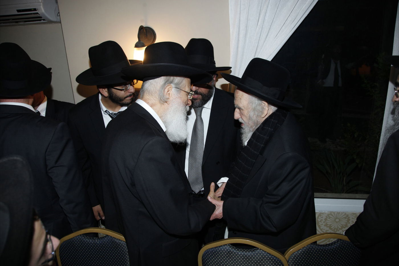 גדסי עם הגר"ש אויערבך ומנחם כרמל