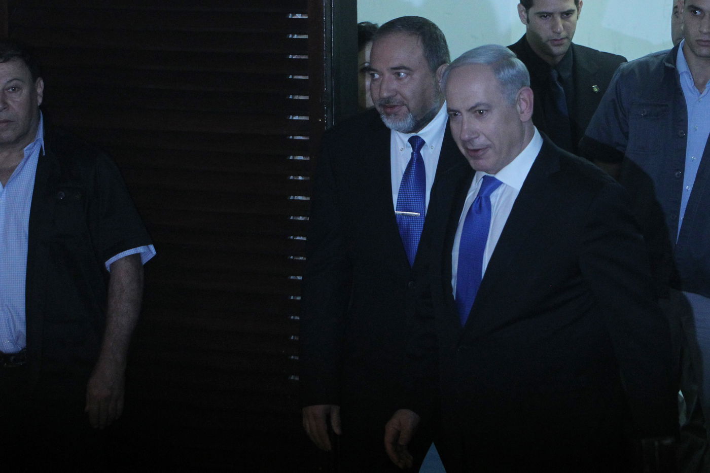 כיכר היום: ביבי ואיווט מתאחדים ומחייכים