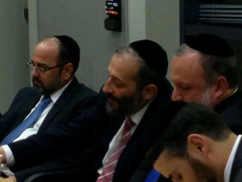 דרעי כינס את מנהלי מטה הבחירות: "להעיר את כולם"