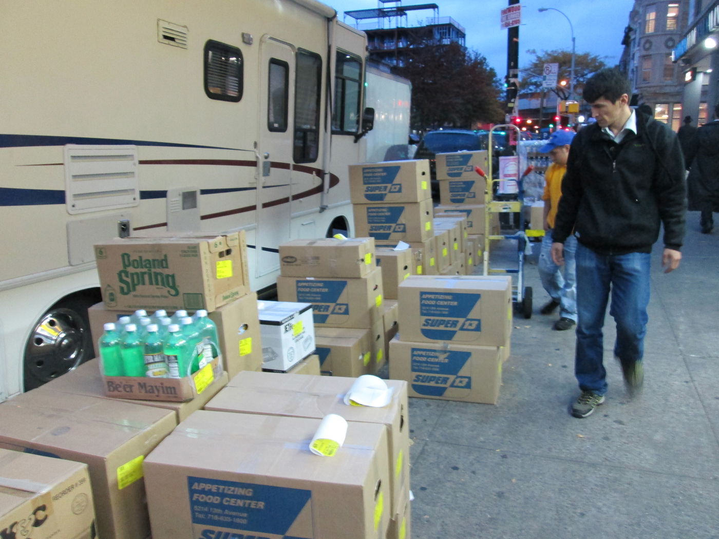 צפו: הוריקן סנדי מכה בניו-יורק