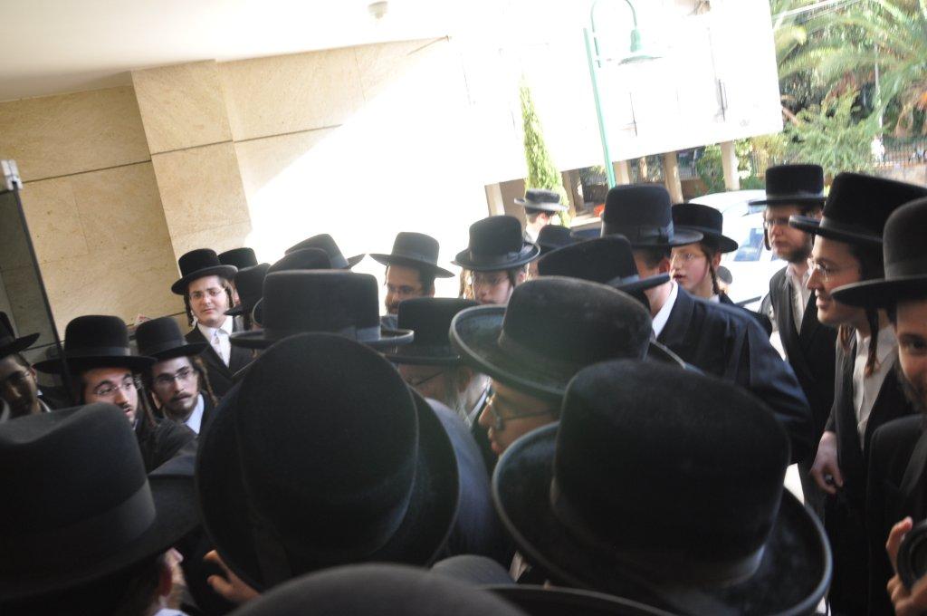 הרבי של אנטוורפן הגיע לישראל