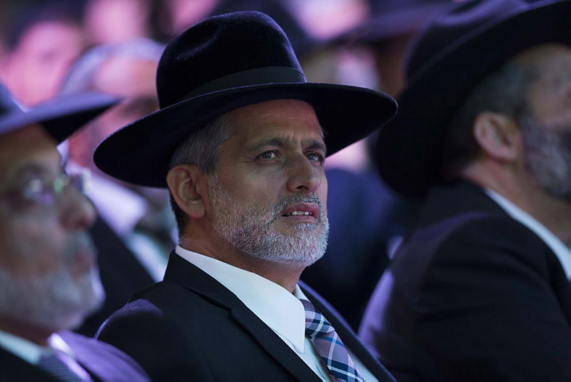 הרב שלום כהן: בשלטון מכינים ממזרים לדור הבא