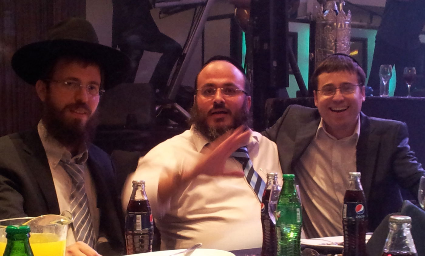 עמי מימון, אבי רוזן ואריאל ברמן חוגגים