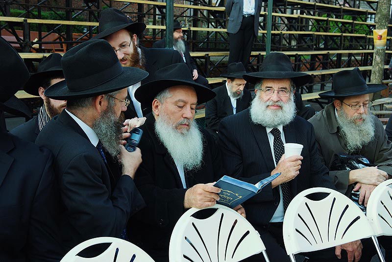 גלריה מרהיבה: שלוחי חב"ד התכנסו בניו יורק