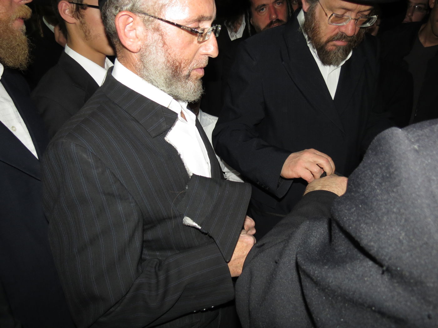 כואב: תיעוד מהלווית מירה שארף הי"ד