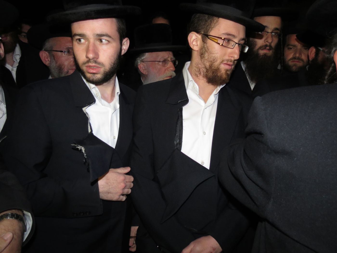 כואב: תיעוד מהלווית מירה שארף הי"ד