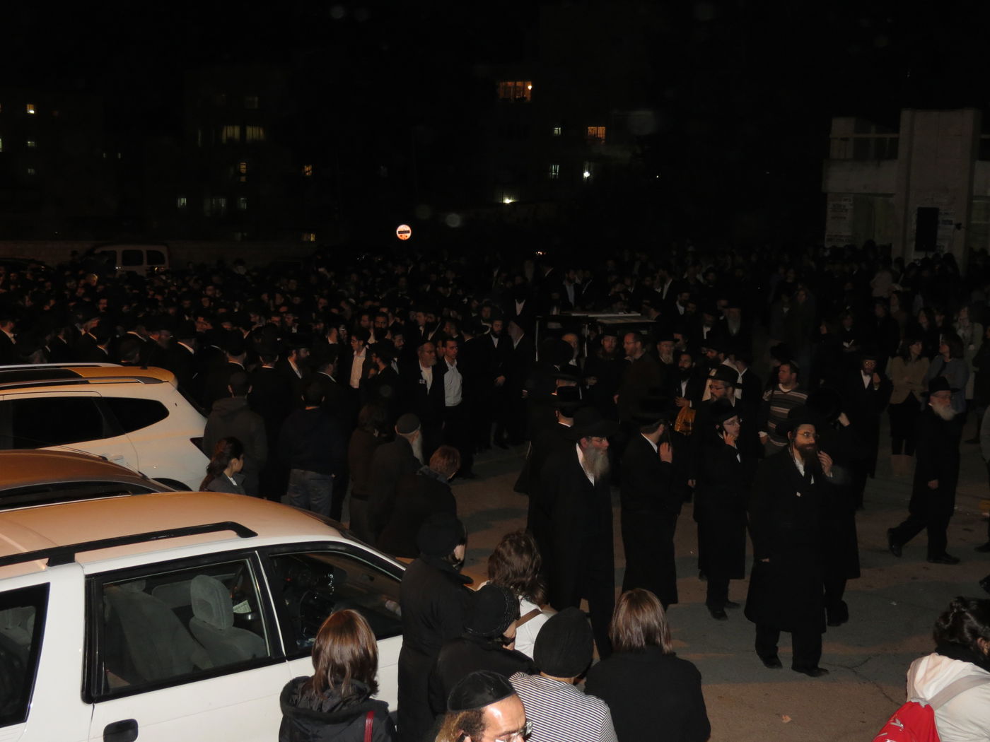 כואב: תיעוד מהלווית מירה שארף הי"ד