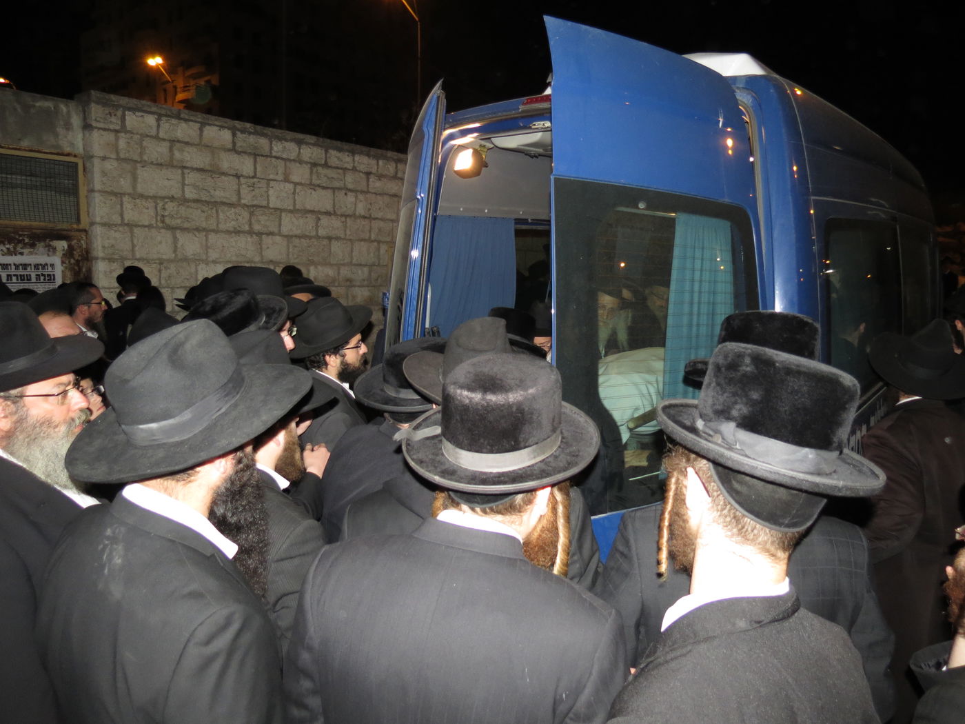 כואב: תיעוד מהלווית מירה שארף הי"ד