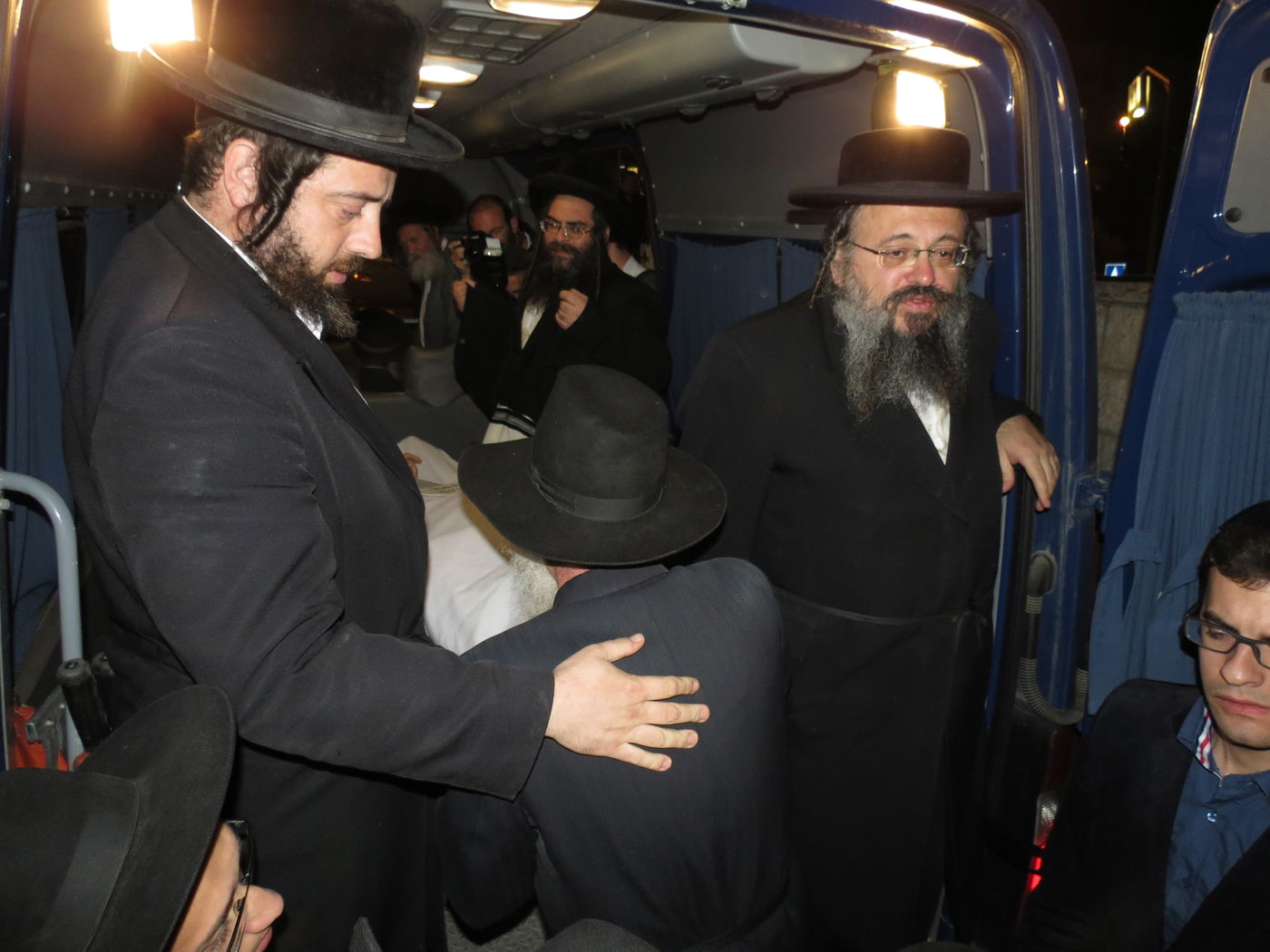 כואב: תיעוד מהלווית מירה שארף הי"ד