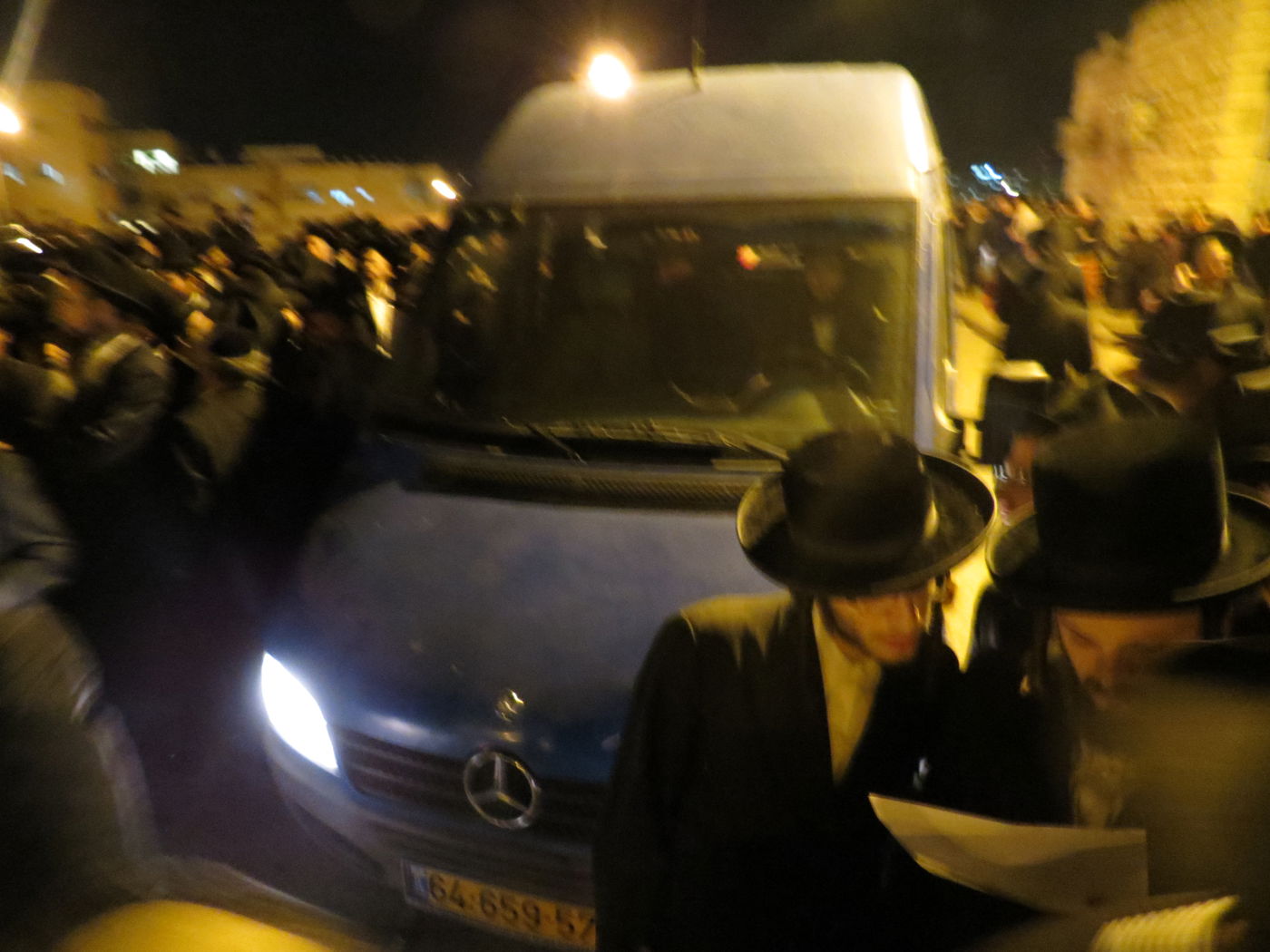 כואב: תיעוד מהלווית מירה שארף הי"ד