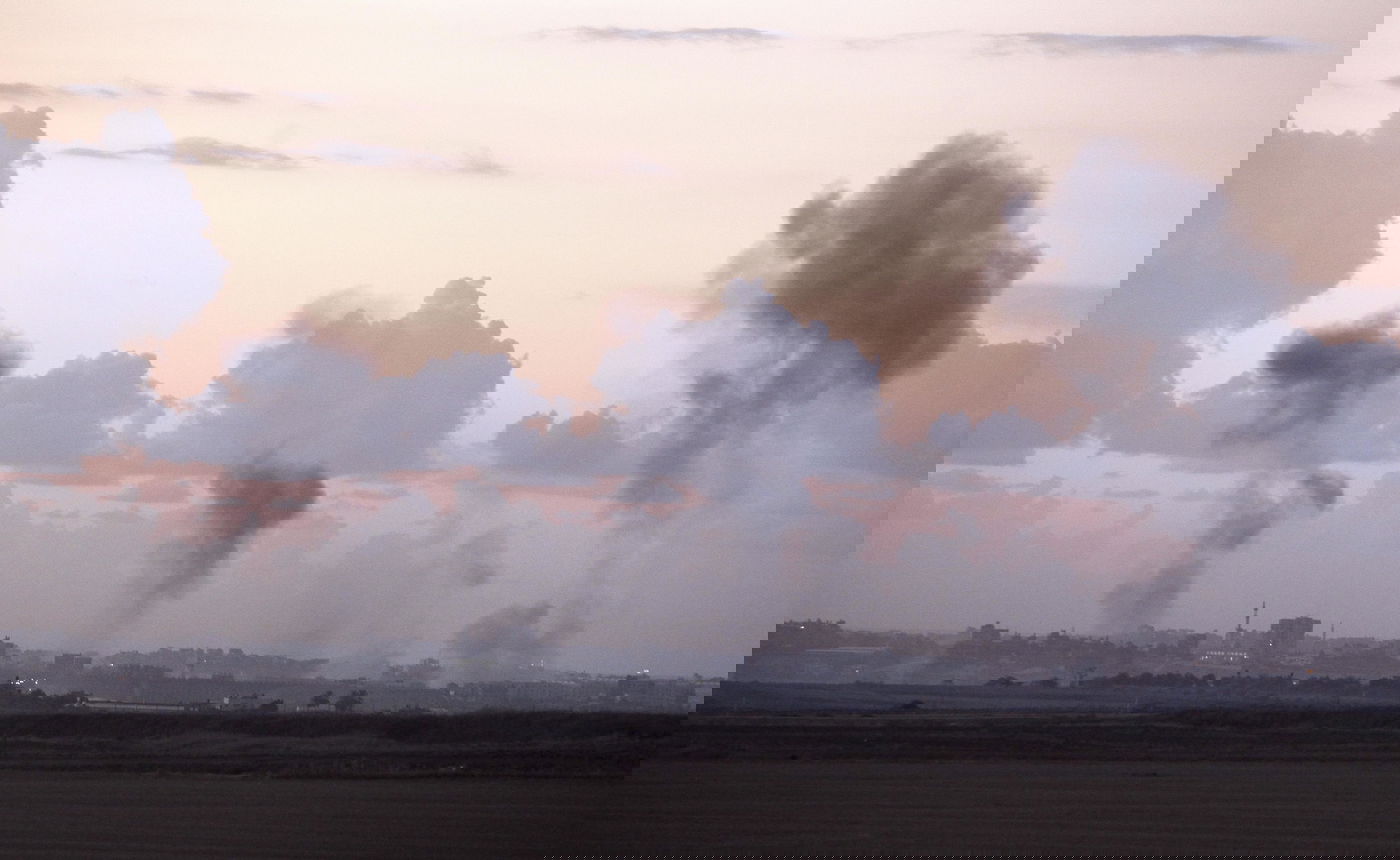 עזה מעלה עשן