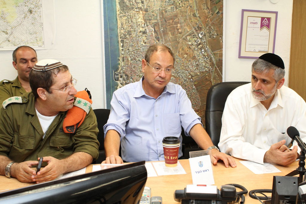 אלי ישי בדרום: "אנחנו נחושים מתמיד"