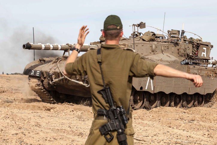 גלריה: צה"ל נערך לכניסה קרקעית