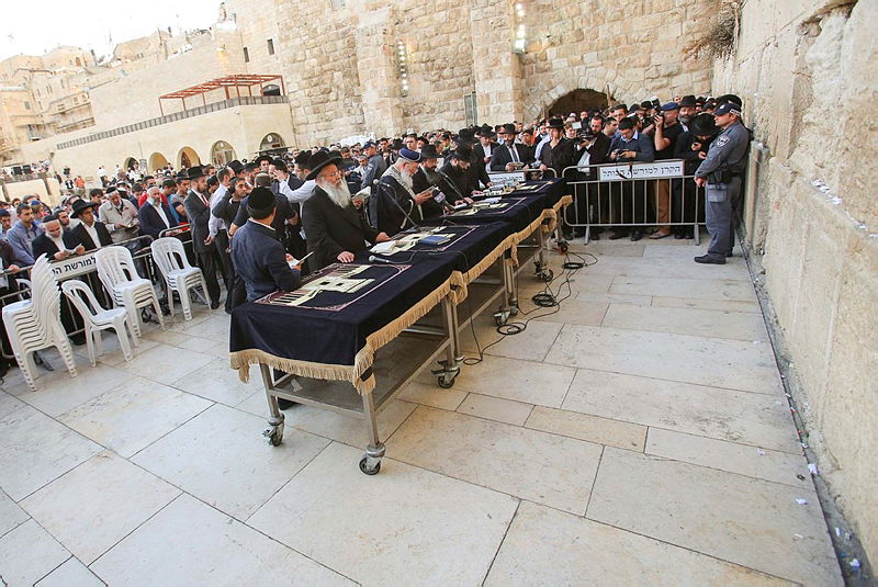 הרב עמאר זעק בדמעות: "אנחנו בוטחים בהשם"