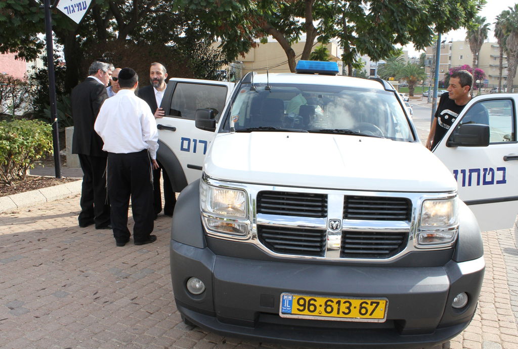 אריה דרעי ביקר בדרום, ונאלץ לתפוס מחסה