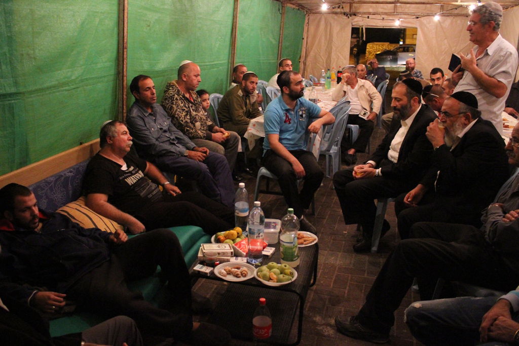 אריה דרעי ביקר בדרום, ונאלץ לתפוס מחסה