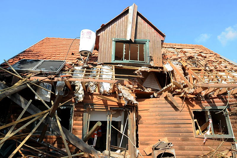 ,פגיעה ישירה בישוב באיזור "באר טוביה"