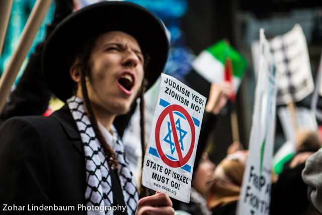 עמוד ענן: קיצוני סאטמר מזדהים עם עזה