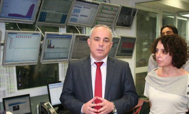 השר שטייניץ וכרמלה אבנר במרכז התקשוב הממשלתי