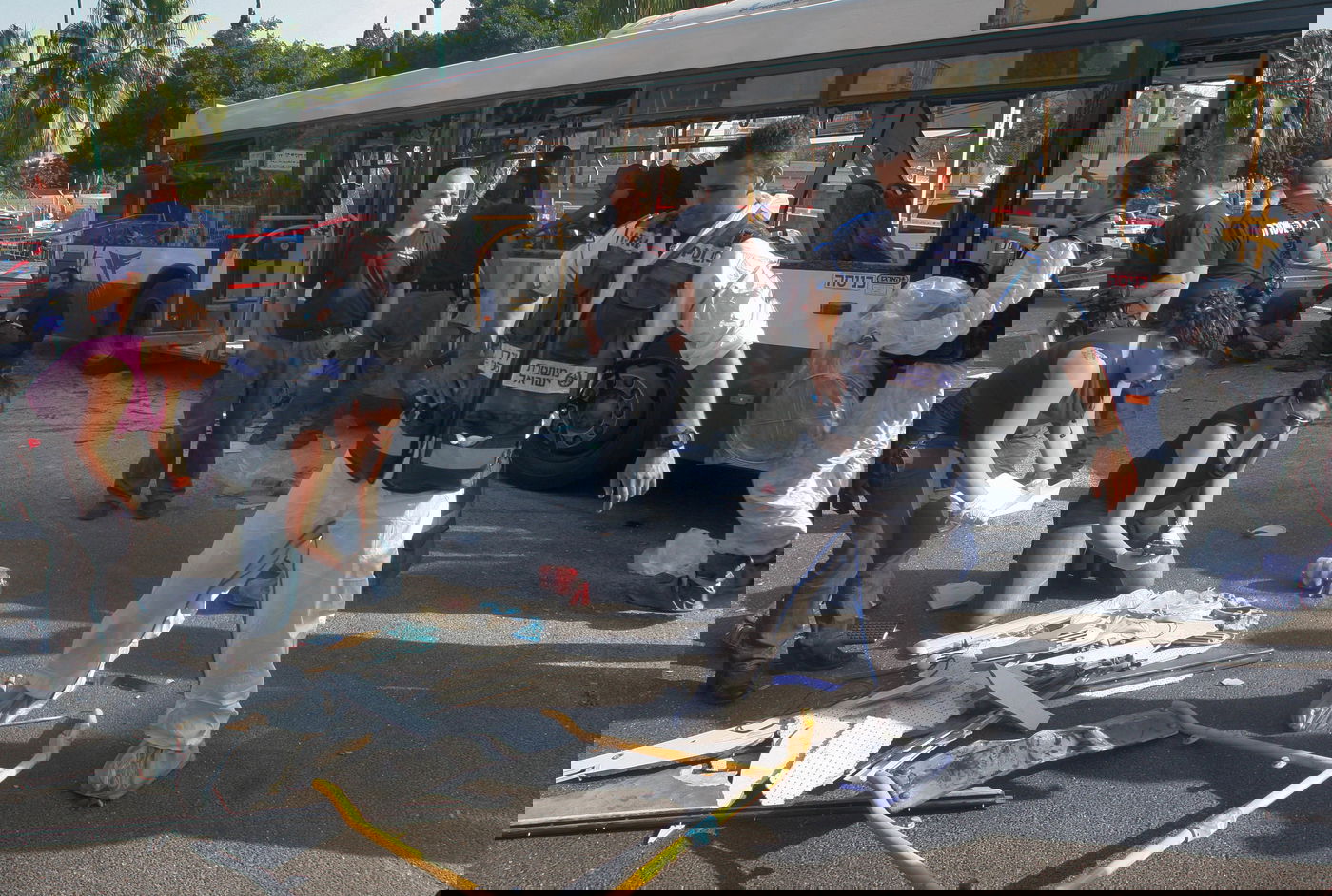 תיעוד: זירת הפיגוע בתל אביב