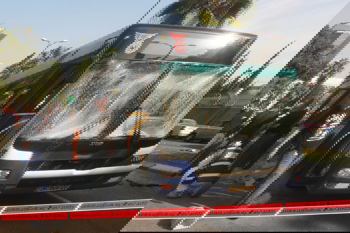 תיעוד: זירת הפיגוע בתל אביב