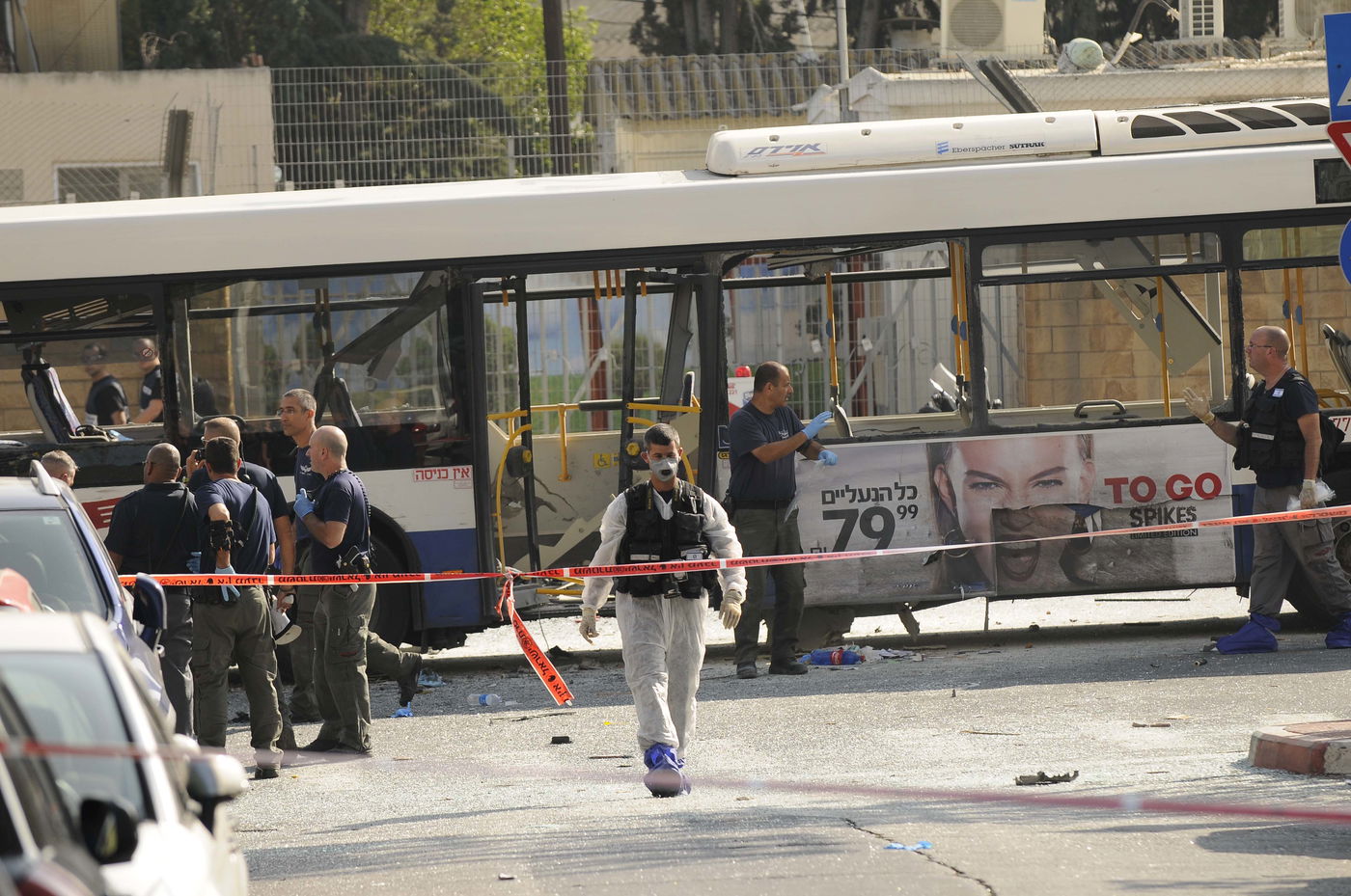תיעוד: זירת הפיגוע בתל אביב