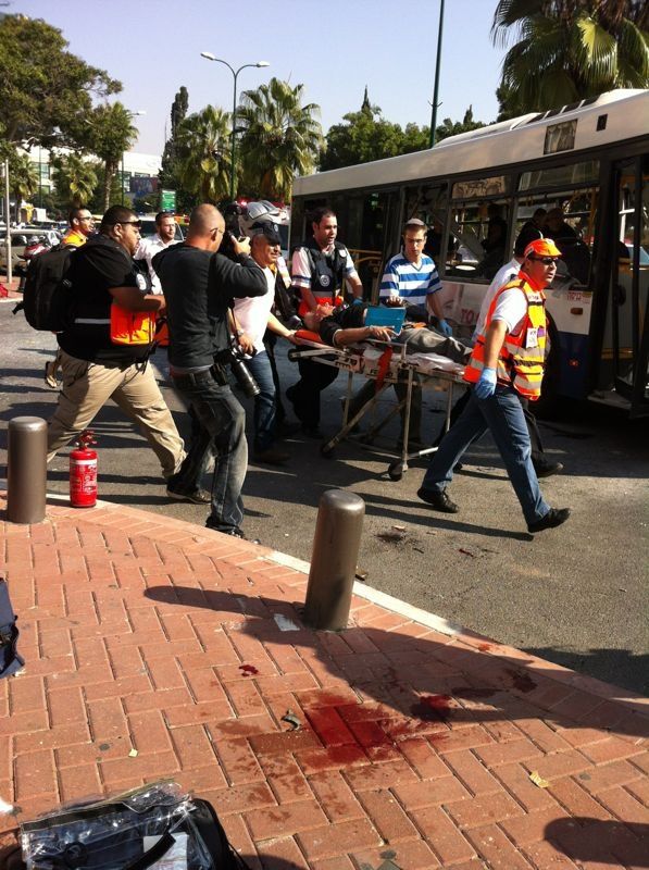 ,,זירת הפיגוע, בשעה זו