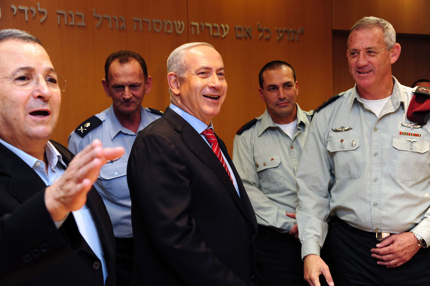 צפו: אהוד ברק, רגע אחרי הפרישה