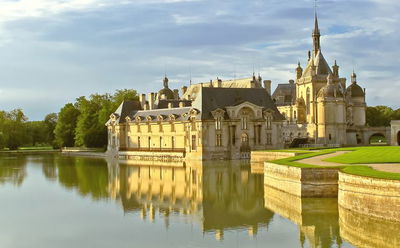 דיור בר השגה: הטירות היפות בעולם