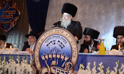 ליצמן נואם בדינר