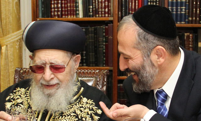 דרעי עם הגר"ע יוסף