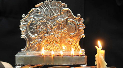 חנוכה: אמירת על הניסים בברכת המזון