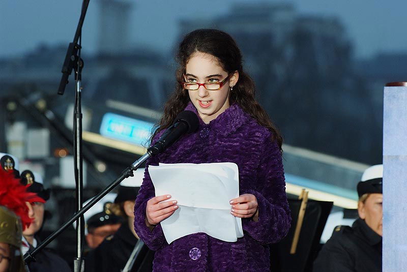 תיעוד: מדליקים את הבית הלבן