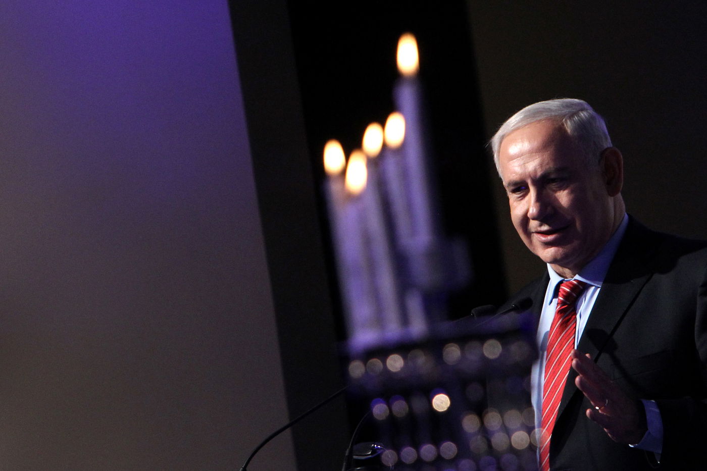 תיעוד: ליברמן עם כיפה, ולא בקמפיין של ש"ס