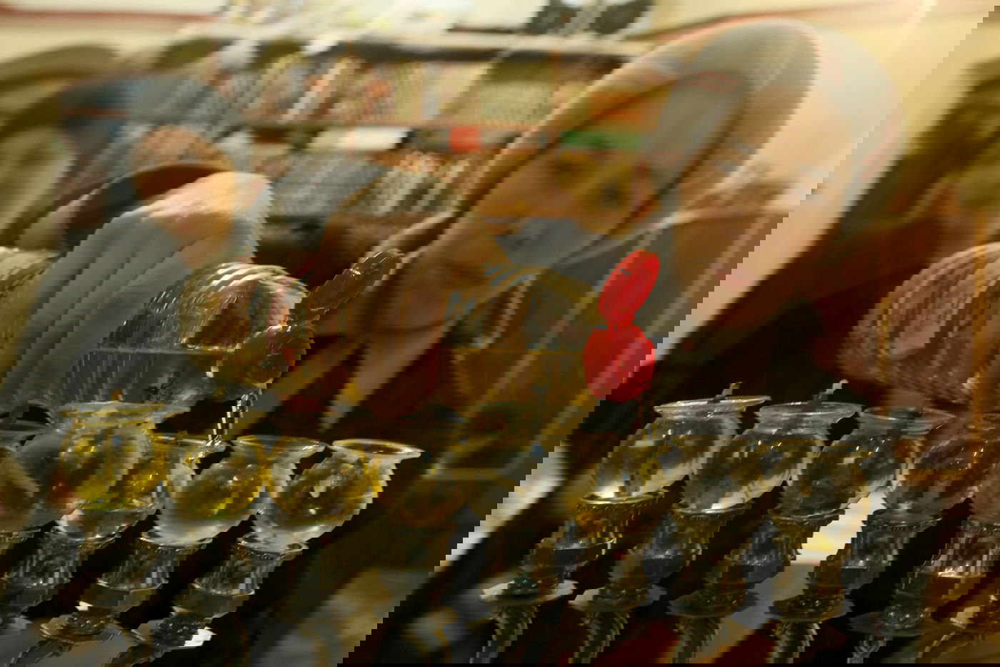 תיעוד מרהיב: נר חמישי של חנוכה בירושלים