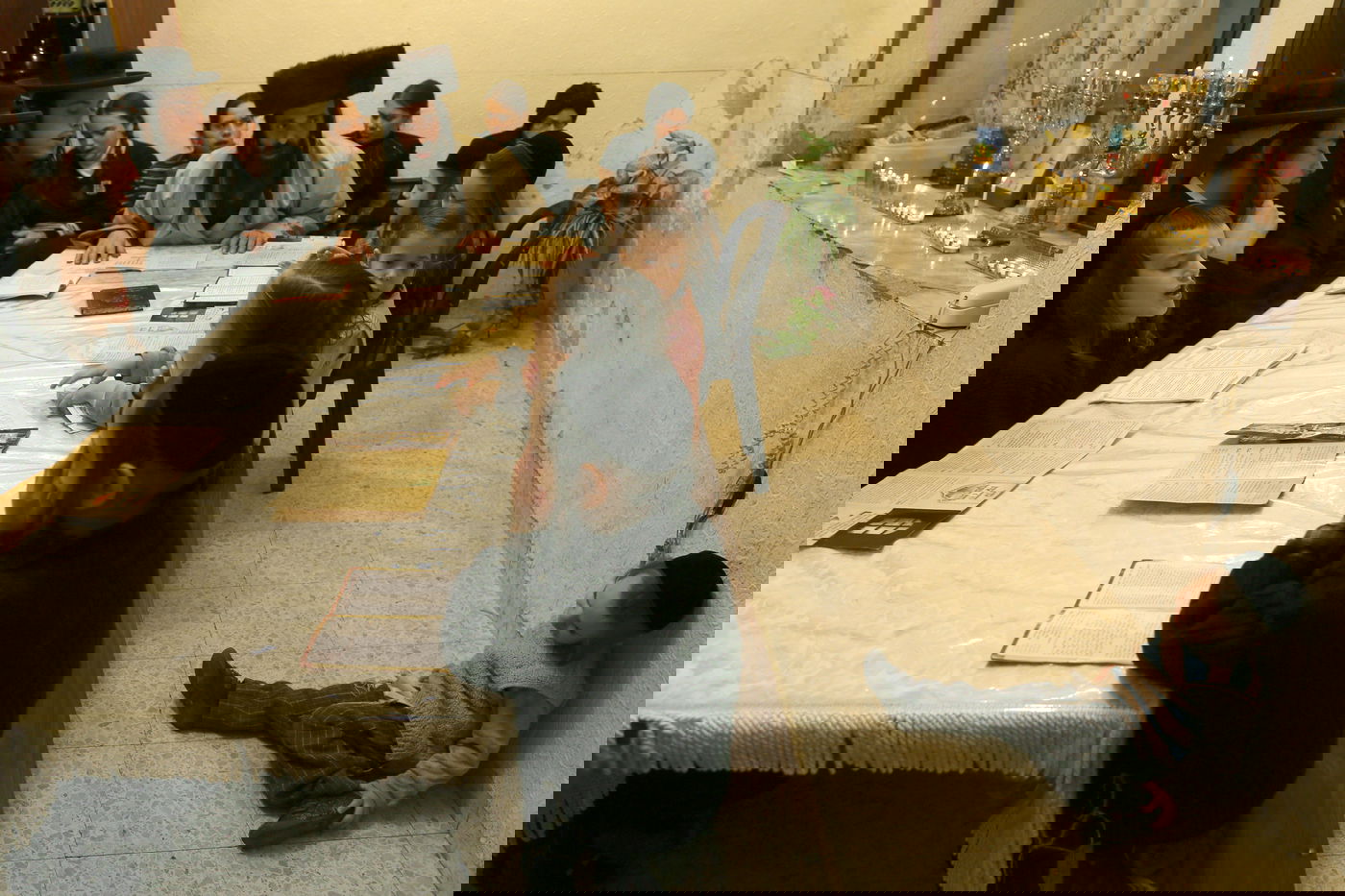 תיעוד מרהיב: נר חמישי של חנוכה בירושלים