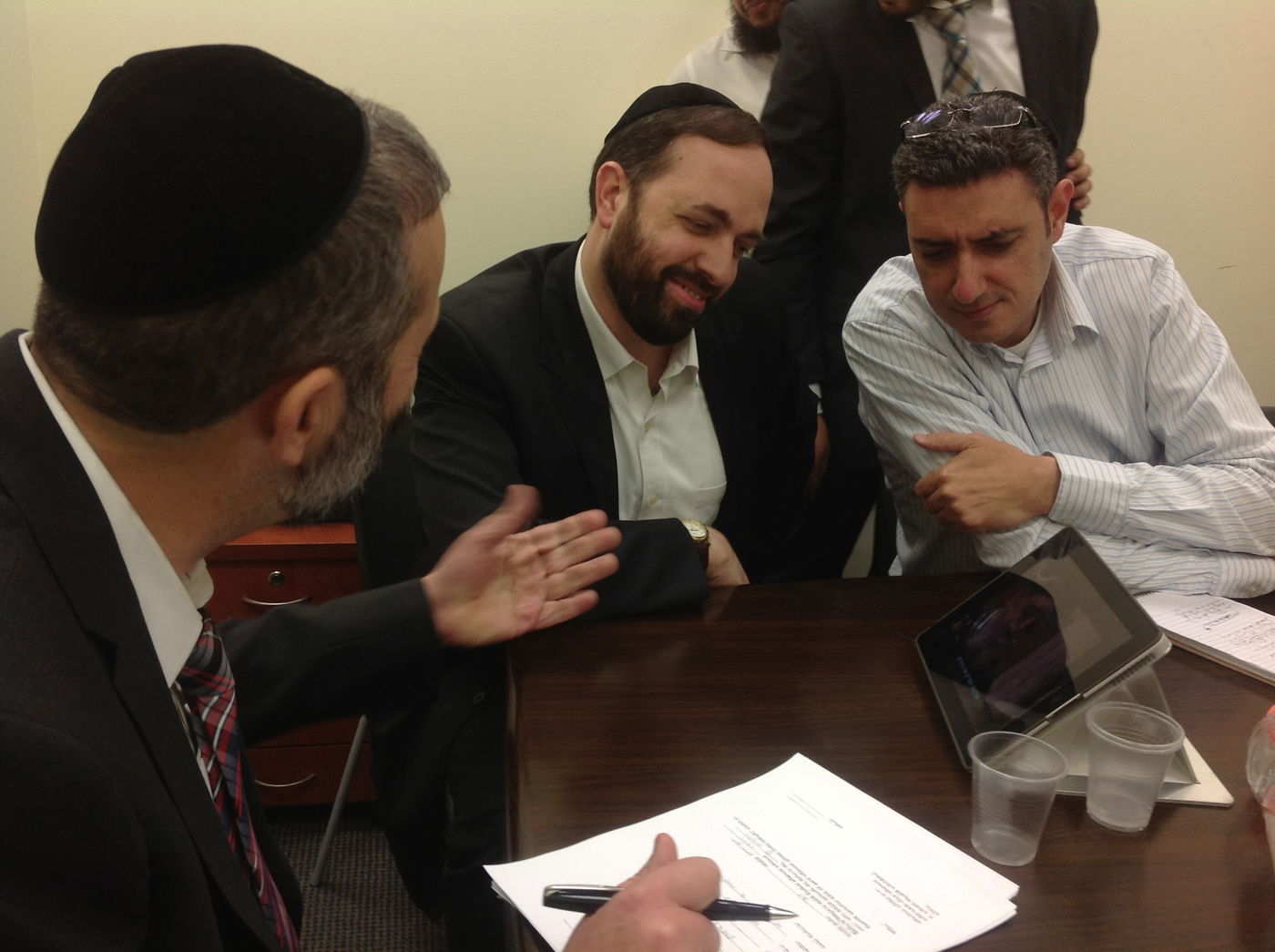 הגר"ע יוסף בקמפיין ש"ס: 'המזוזה של הכנסת' • צפו