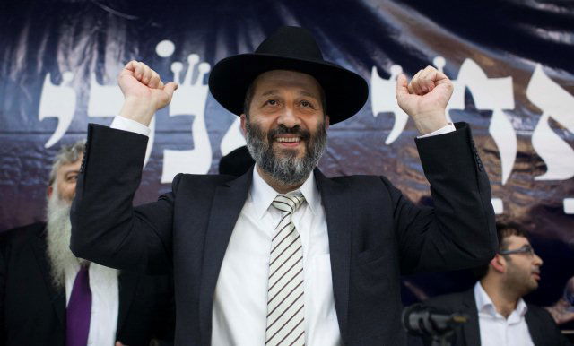 מתחזק. אריה דרעי