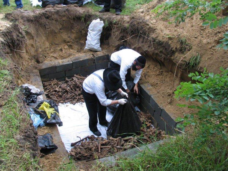 הסבא שנקבר מחדש השלים מעולם האמת את הבר מצוה לנכדו