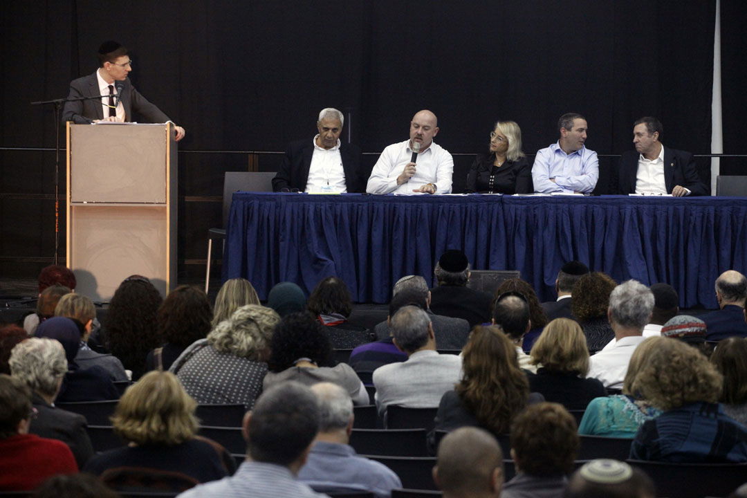 מנכ"לי הממשלה: "לפעול עם החרדים לא בכפיה"