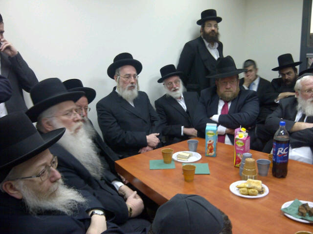 'יהדות התורה' בפתיחת המטה בירושלים: "לשים את חילוקי הדעות בצד"