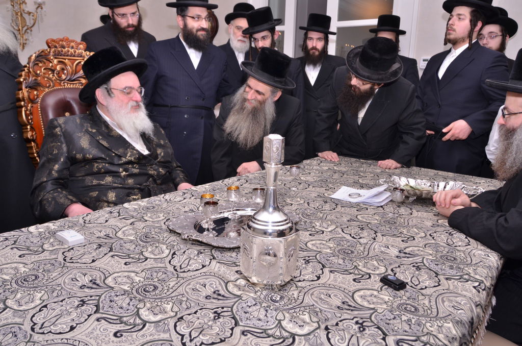 גלריה: פגישת האדמו"ר מויז'ניץ והאדמו"ר מסאטמר