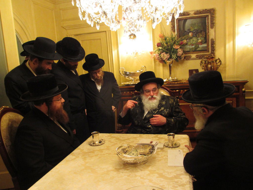 גלריה: פגישת האדמו"ר מויז'ניץ והאדמו"ר מסאטמר