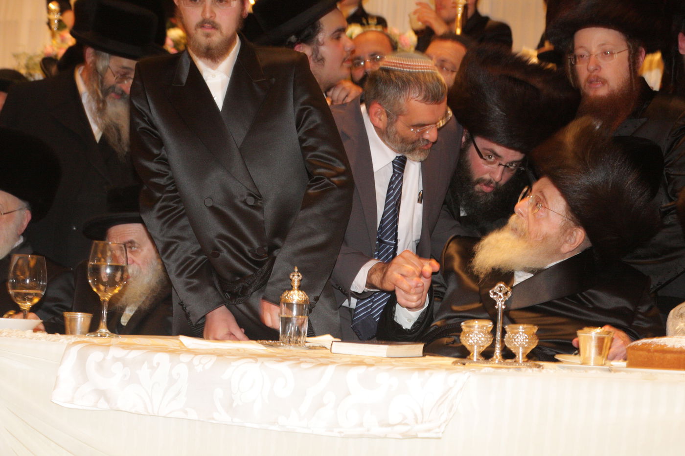 מראות חייו של האדמו"ר מסאדיגורא זצ"ל • גלריה