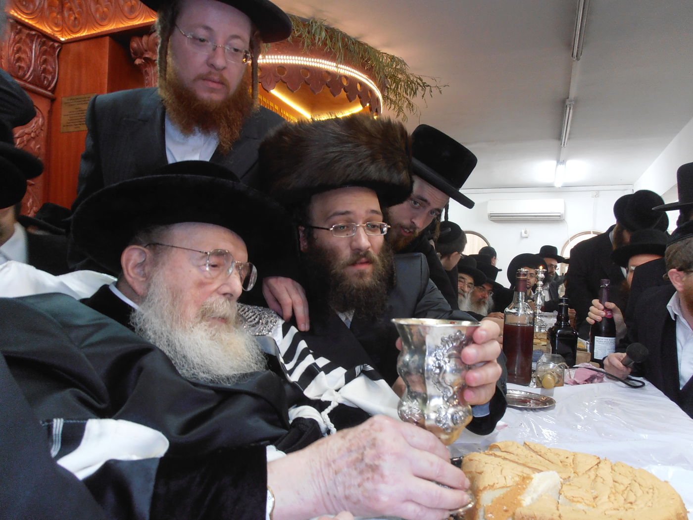 מראות חייו של האדמו"ר מסאדיגורא זצ"ל • גלריה