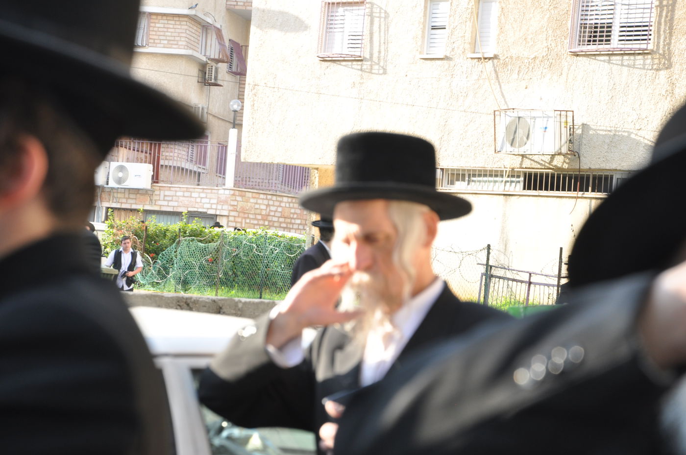 רבבות במסע ההלוויה של כ"ק האדמו"ר מסדיגורא