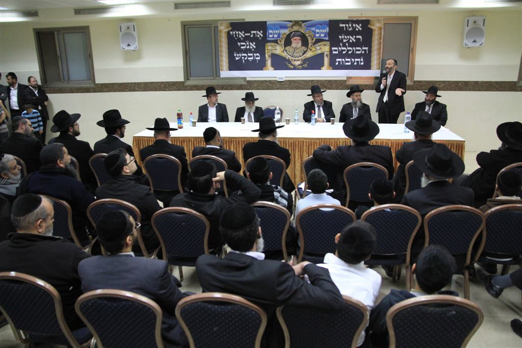 צפו: אריה דרעי מתדרך פעילים בדרום